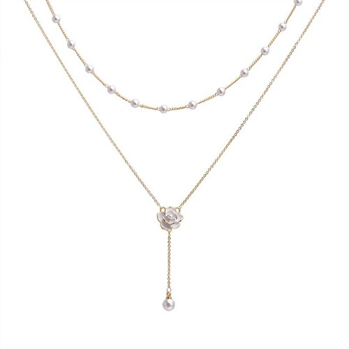 Amber and heart-shaped pearl lockets for women, versatile and stylish, with a unique and sophisticated charm, suitable for a wide range of occasions. Wholesale accessory options.