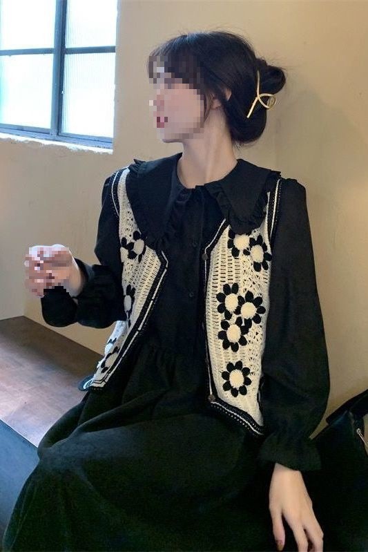 两件套毛线背心马甲法式复古连衣裙女春秋新款收腰显瘦中长裙