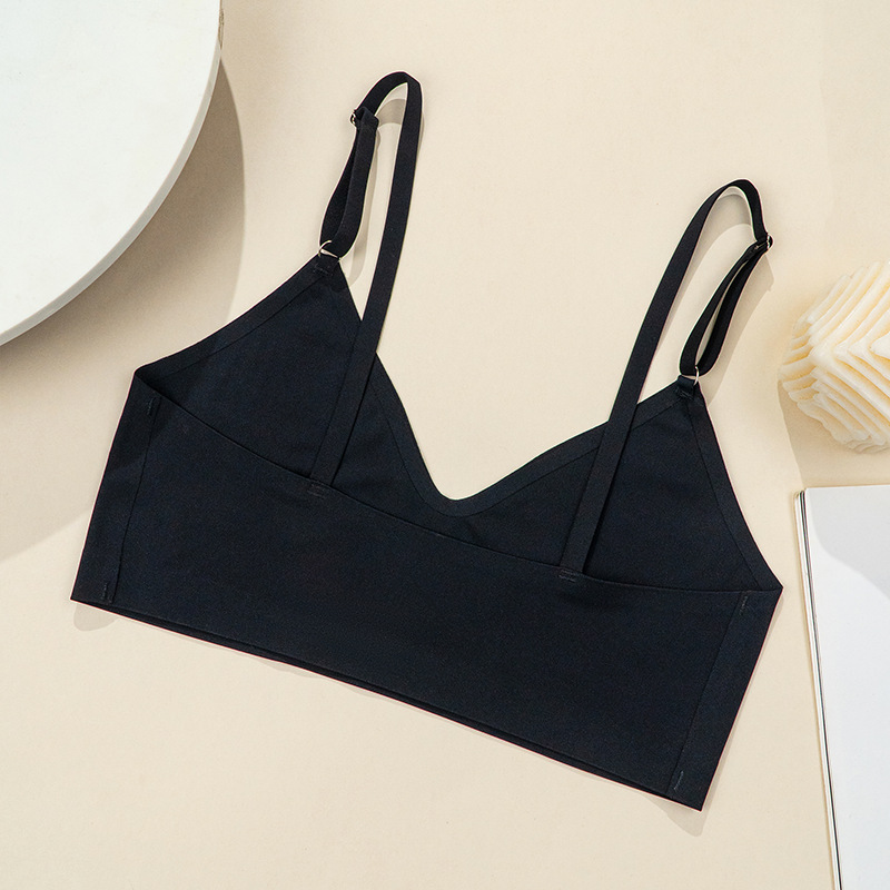 Nuevo sujetador sin marca transfronterizo de mujer sin anillo de acero chaleco sin molde taza inferior delgada transpirable reunida ropa interior pecho pequeño