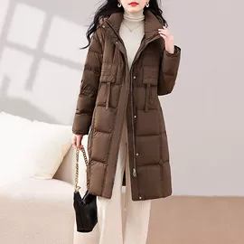 羽绒服;连衣裙;休闲裤