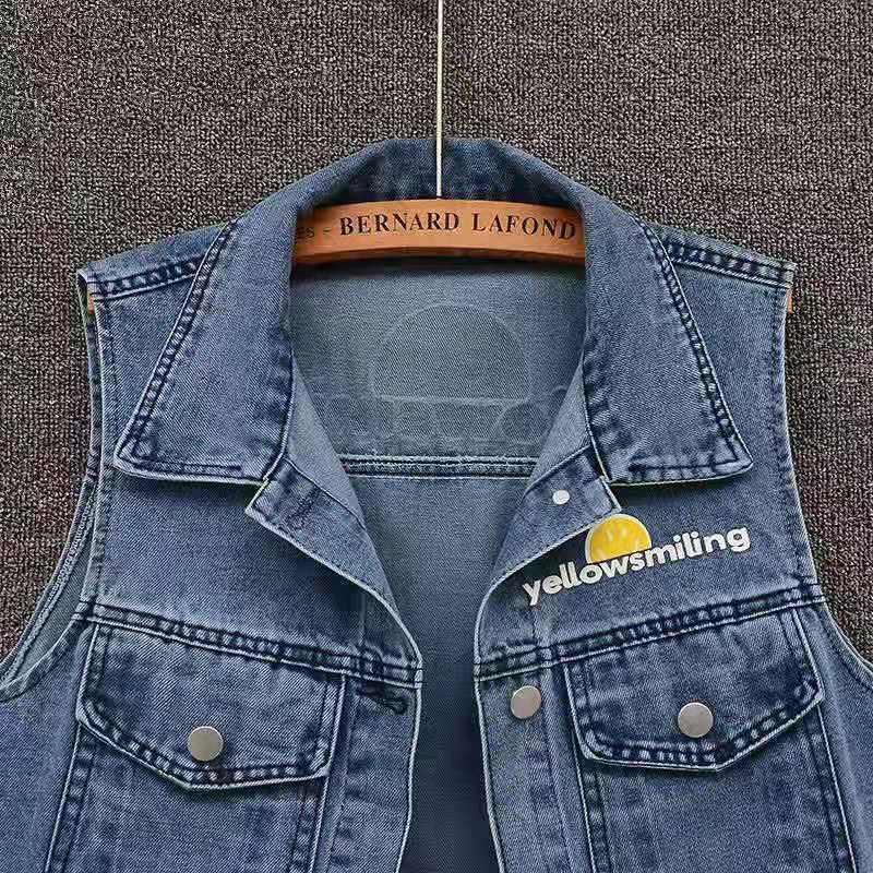 Women's Clothing Women's Style Spring Autumn Denim Vest Fashionable Large Pocket Print Vest Versatile Loose Fit Outerwear_voghion.com