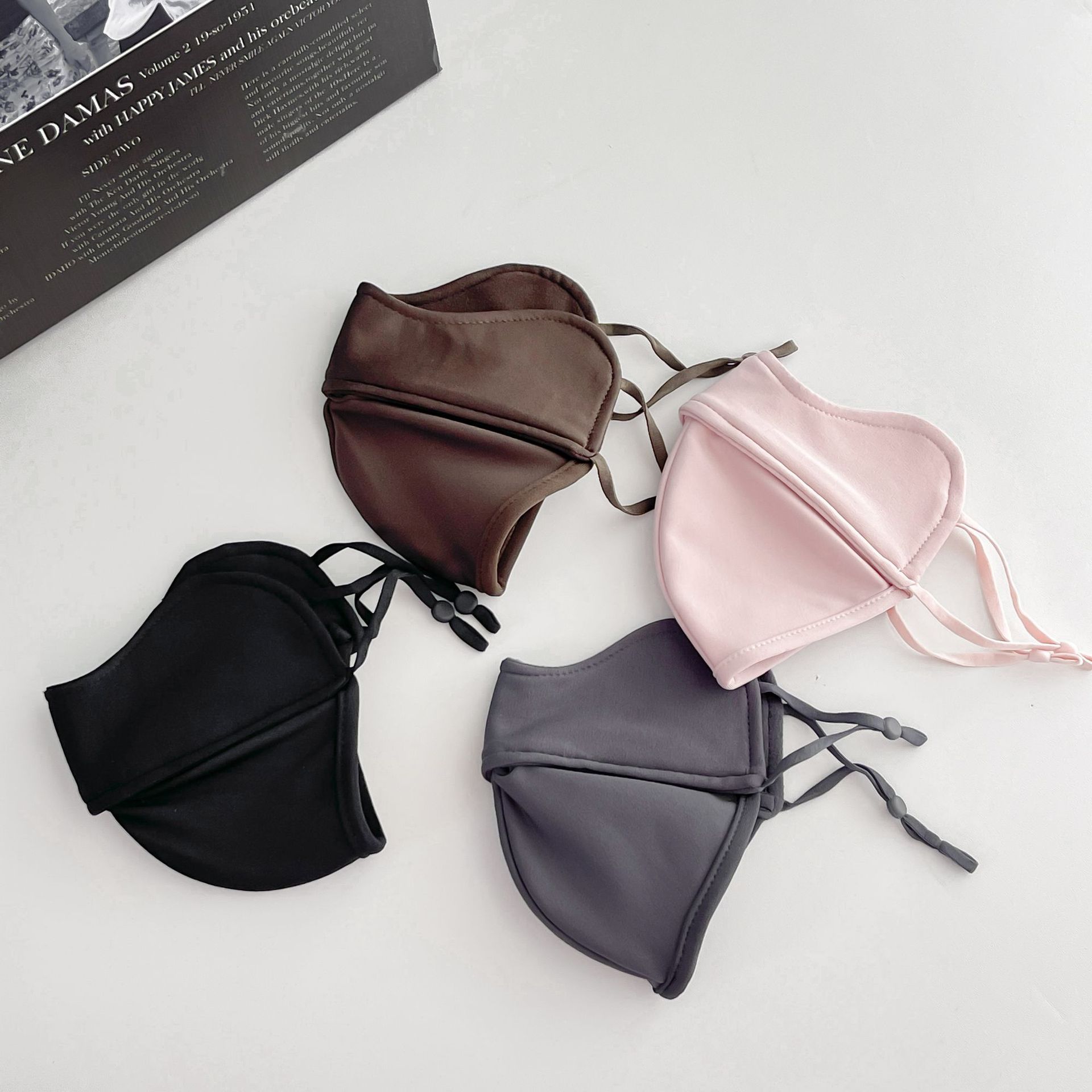 Ready-Made Velvet Mask for Autumn and Winter, Warm Cycling, Stereo Contouring, Eye Protection, Cold Protection, Breathable, Windproof and Warm Mask