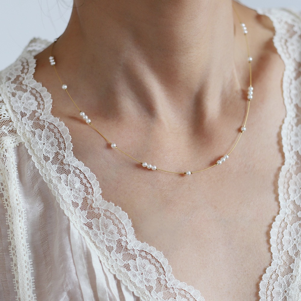 Model Show Elegant Pearl Star Very Thin Chain Stainless Steel Necklace For Women