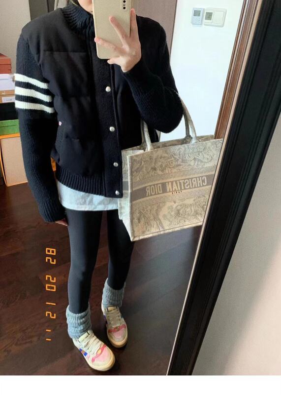 轻薄白色休闲羽绒棉服女2025秋冬新款短款毛线袖立领保暖拼接外套|undefined