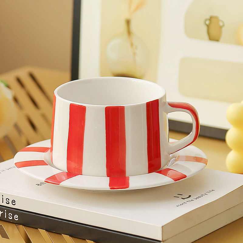 Taza de café de cerámica a rayas pintadas a mano transfronterizas, taza de café de alto valor de esmalte, taza de marca de color simple, taza de té de la tarde
