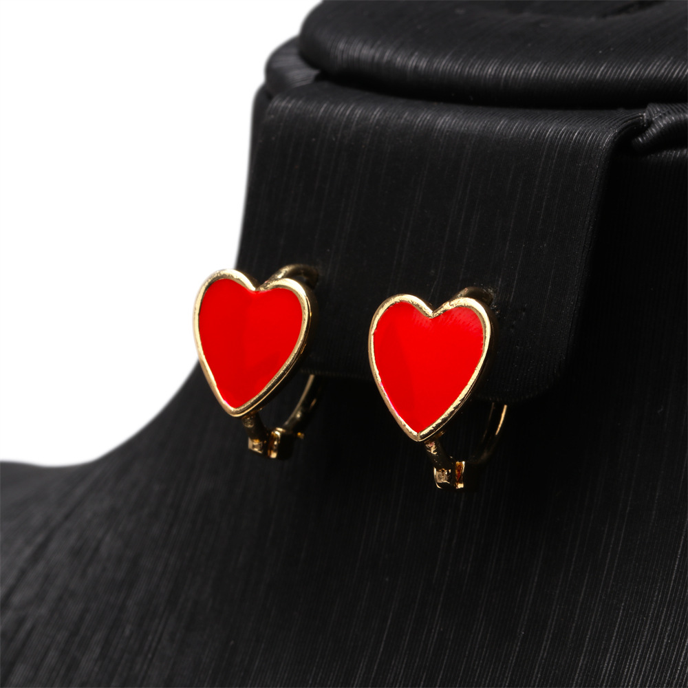Fashion Dripping Oil Heart-shape Copper Earrings Wholesale display picture 11