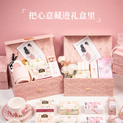 女性のブライズメイドの結婚式の記念品、親友への高級で実用的なギフト、ニッチな高級結婚披露宴のお返しギフト、ポータブルギフトボックス