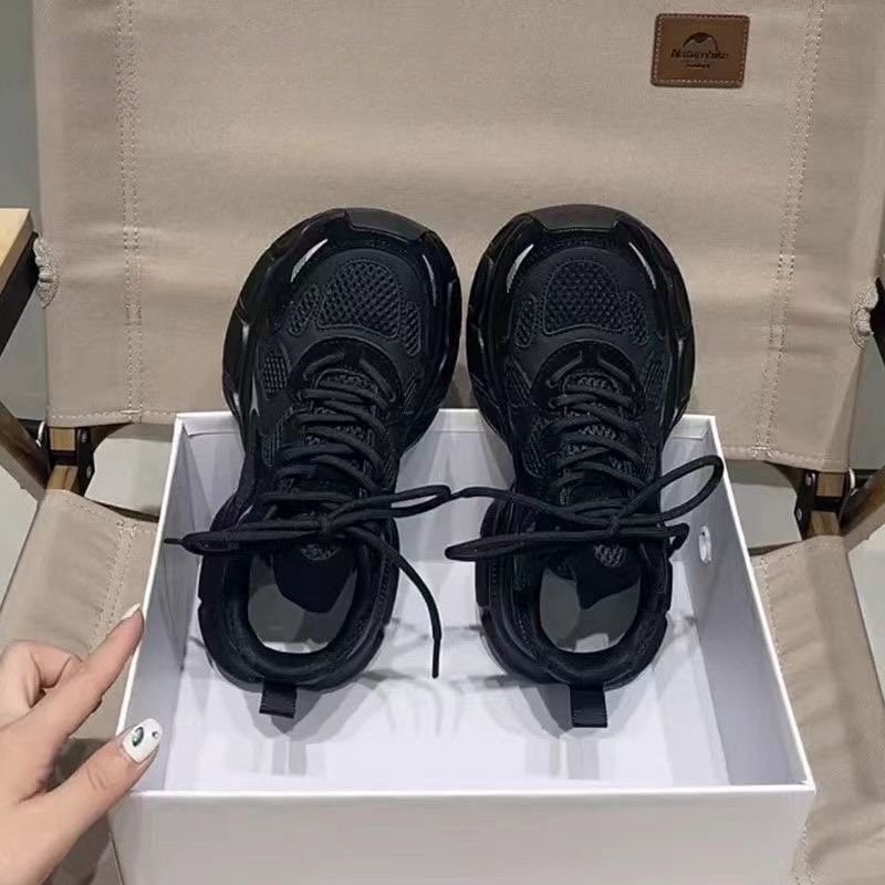 Black Warrior Soft-Soled Lightweight Sports Shoes for Women, Trendy Black Dad Shoes, Autumn Breathable Mesh Running Shoes