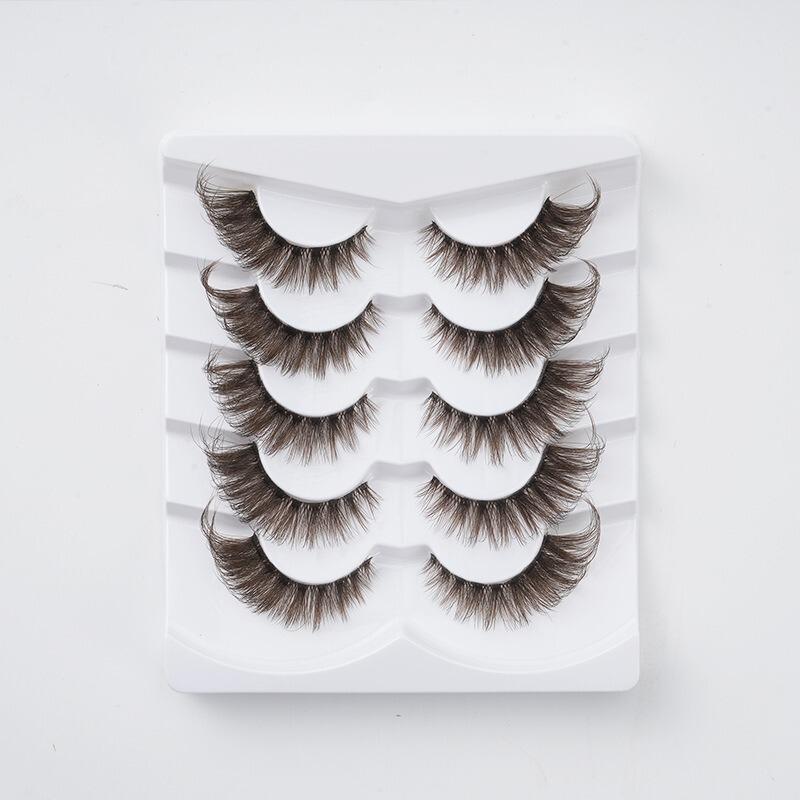 Dg18 Diagonal Eyelashes, 5 Pairs in a Pack, One-Piece Thin Stem, Brown Pure Natural False Eyelashes, Extended Eye Tail Style Dg18 Diagonal Eyelashes, 5 Pairs in a Pack, One-Piece Thin Stem, Brown Pure Natural False Eyelashes, Extended Eye Tail Style