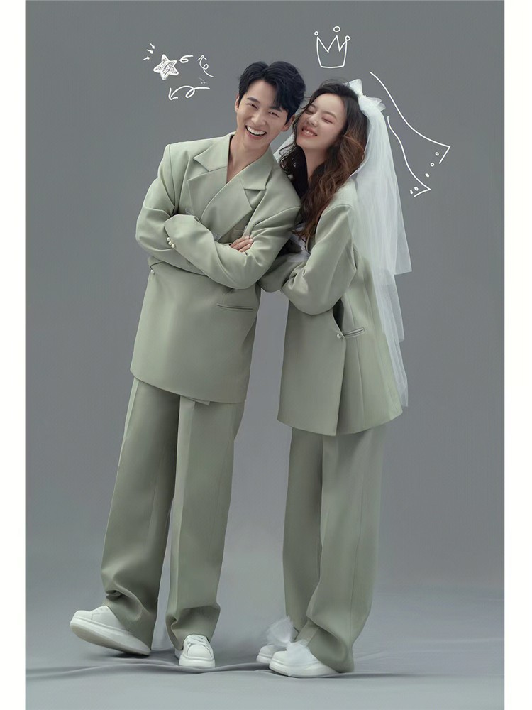 (2개) 새로운 스튜디오 커플 사진 초상화 의류 게으른 스타일 패션 이미지 사진 테마 웨딩 원피스 2022 그린 세트