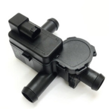 A9608300784 9608300784  适用于奔驰暖风水阀