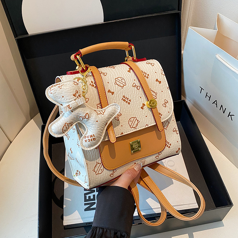 Bolso beige desnudo