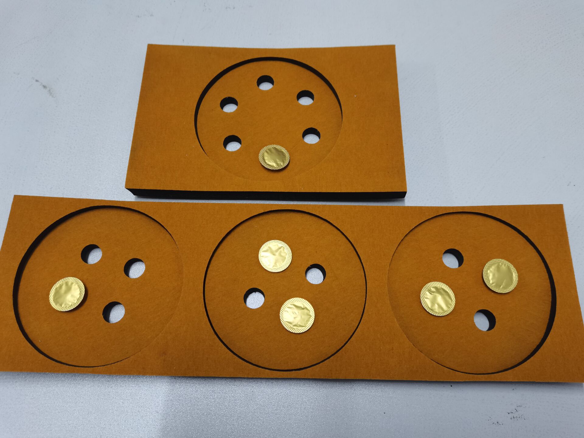 厂家供应黑色白色软泡沫表金黄色绒布大红绒布缓冲包装泡沫