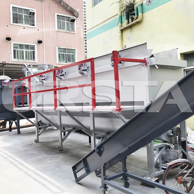 PET矿泉水瓶破碎清洗回收设备3000kg/h处理量