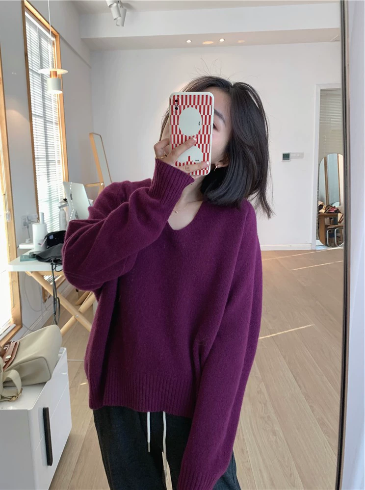 Short V-Neck Knit Sweater, Women's Spring-Autumn, Soft Body-Friendly, One Size
