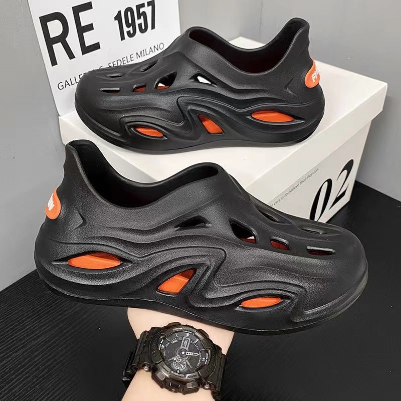 [국경 간 폭발] 24 년 된 최신 EVA 홀 신발 남성 트렌드 YEEZ 미끄럼 방지 충격 흡수 내마모성 똥 느낌