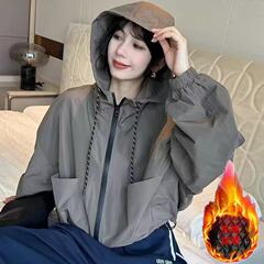 加棉加厚抽绳冲锋衣外套欧洲早秋新款欧货休闲宽松洋气上衣