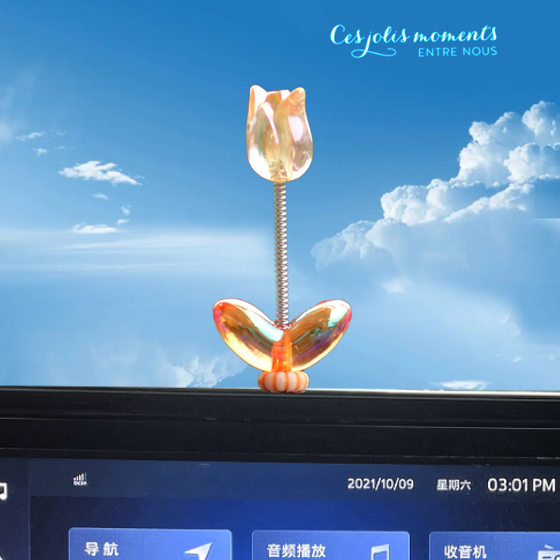 Tendencias nuevos productos adornos para automóviles tulipanes transparentes sacudiendo la cabeza flores adornos pequeños decoración de automóviles Douyin Internet rojo