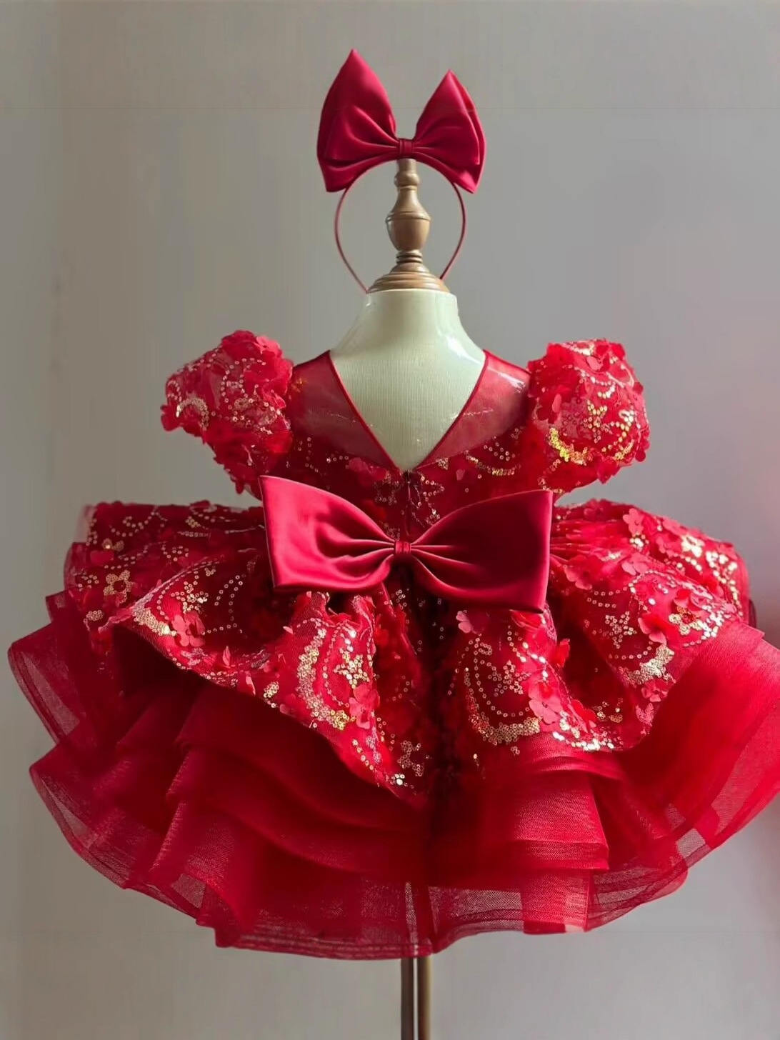 Vestido de aniversario de niñas Año Nuevo vestido corto rojo vestido de cumpleaños de cien días