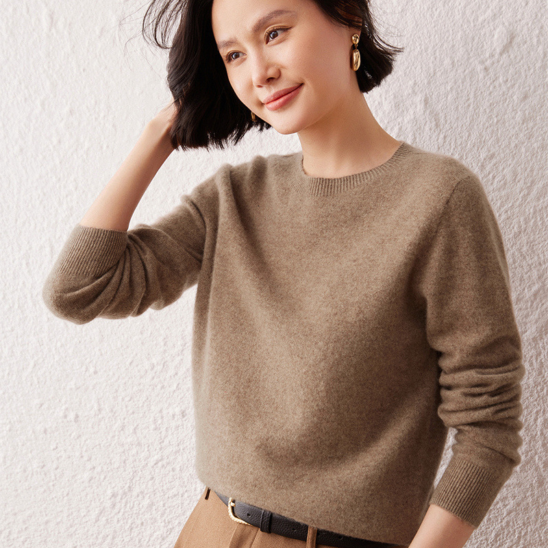 Seamless One-Piece Round Neck Women's Cashmere Bottoming Shirt Autumn and Winter New Clean Pure Color Knitted Long-Sleeved Pullover Sweater