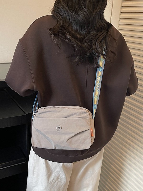 Bolso de moda coreano para mujeres 2026 primavera nueva bolso cuadrado ligero y simple ocio de viaje mochila de hombro image 5