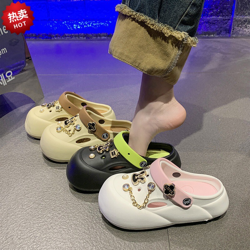 Advanced Sense Metal Hole Shoes Women's DIY Thick Sole Feeling PVC Fashion Outdoor Baotou Sandals Foreign Trade Cross-border