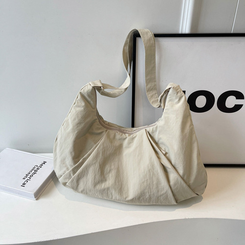 Korean Version Large Capacity Net Shoulder Bag 2024 New Pure Color Nylon Crossbody Bag Versatile Casual Pure Color Canvas Bag