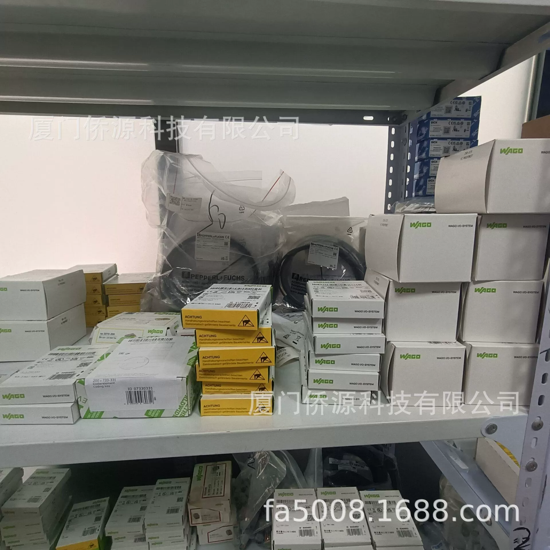 Компактный соединитель WAGO 221-423 новый оригинал на складе и в достаточном количестве