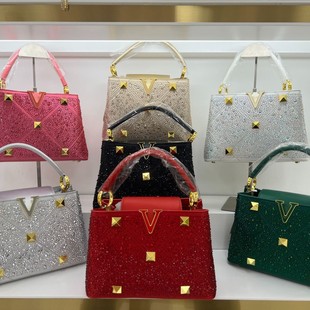 �羳����2025�r�з��w�M�Ů������μ��б���