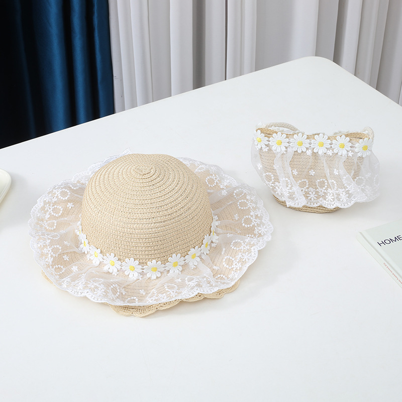 Daisy lace wavy edge straw hat-beige