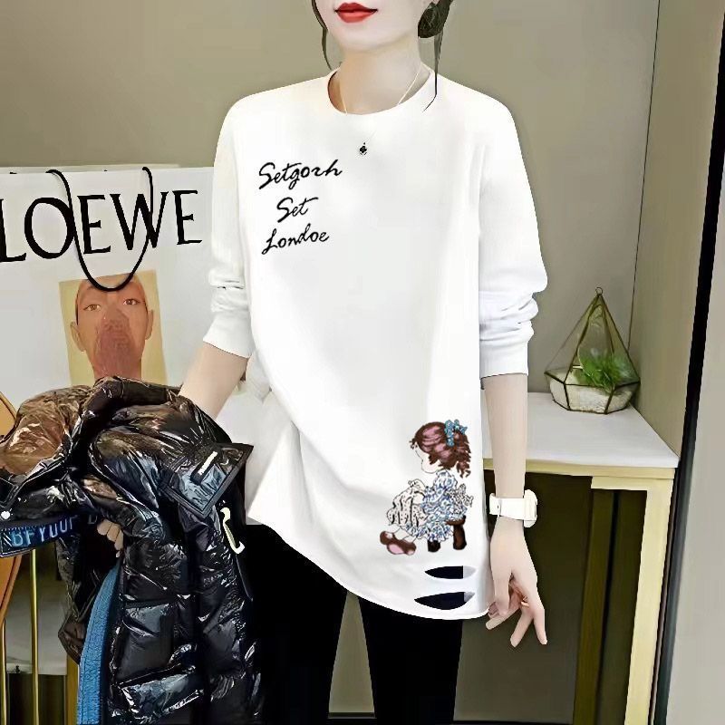 Tops with Shark Pants, Spring, Autumn and Winter White Bottoming Shirts for Women, Layered to Cover Buttocks, Mid-Length Long T-Shirts