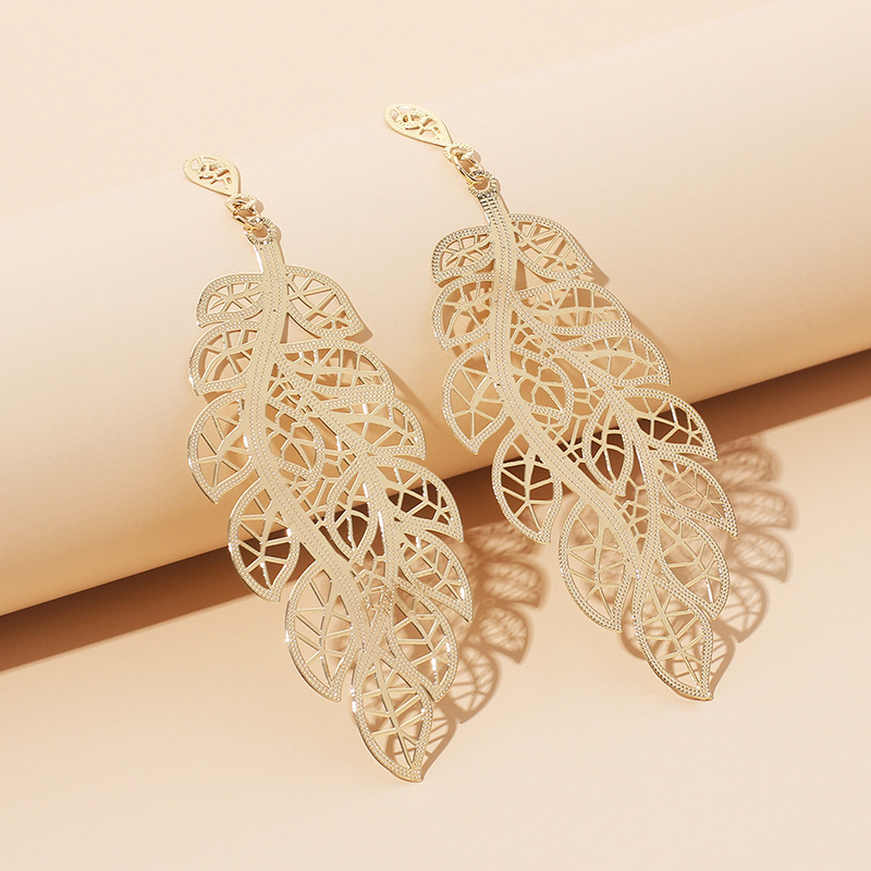6g Weight Earrings Classification Wedding, Travel Occasion Women'S Gender Simple Style Style Gold Color Retro Hollow Leaf Earrings 5