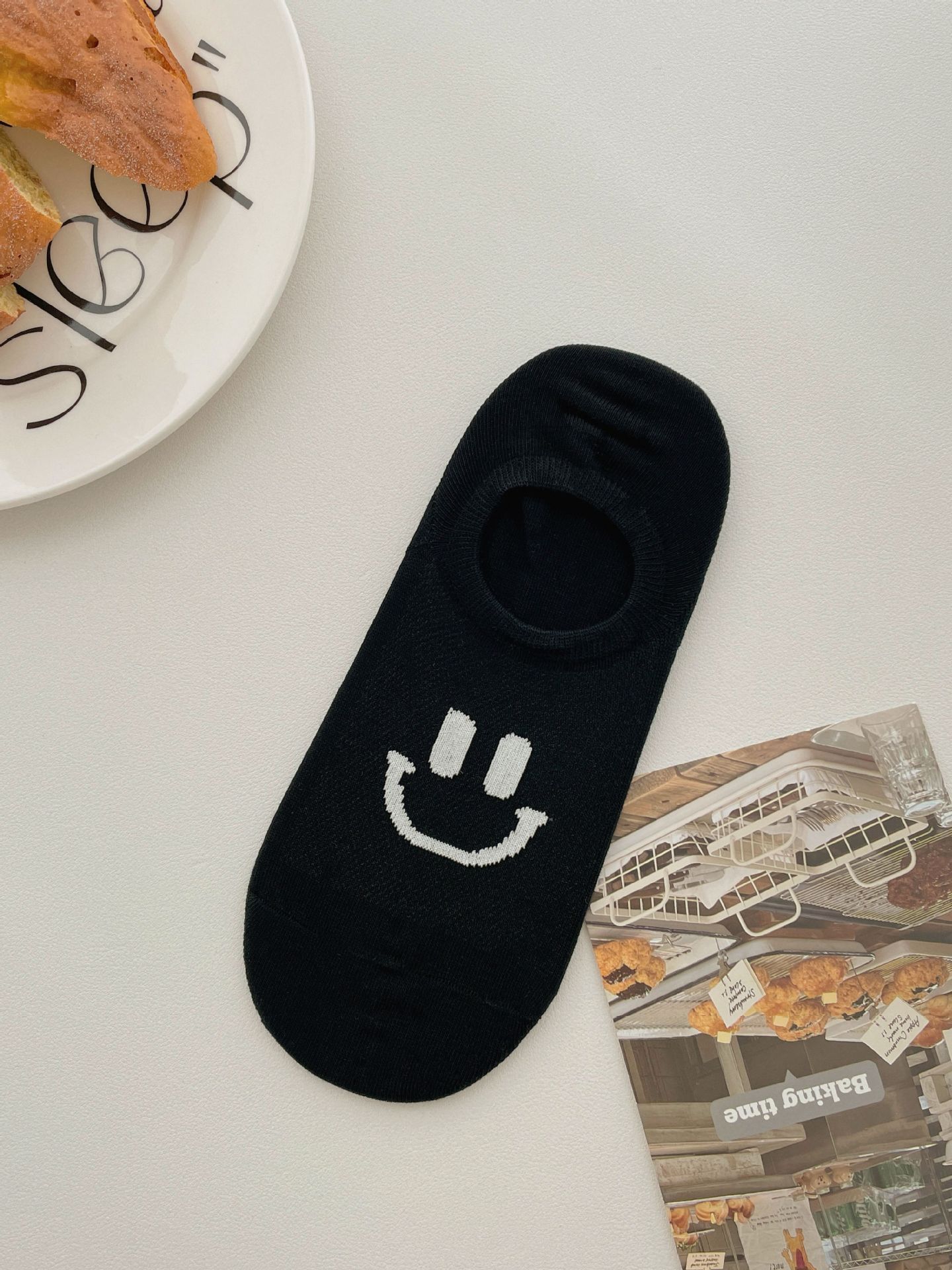한국식 웃는 양말 [검정]