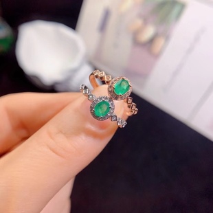 S925 Silver Seiko Inlaid Emerald Ring Simple Small Exquisite Explosions Hot Main Stone 4*5m