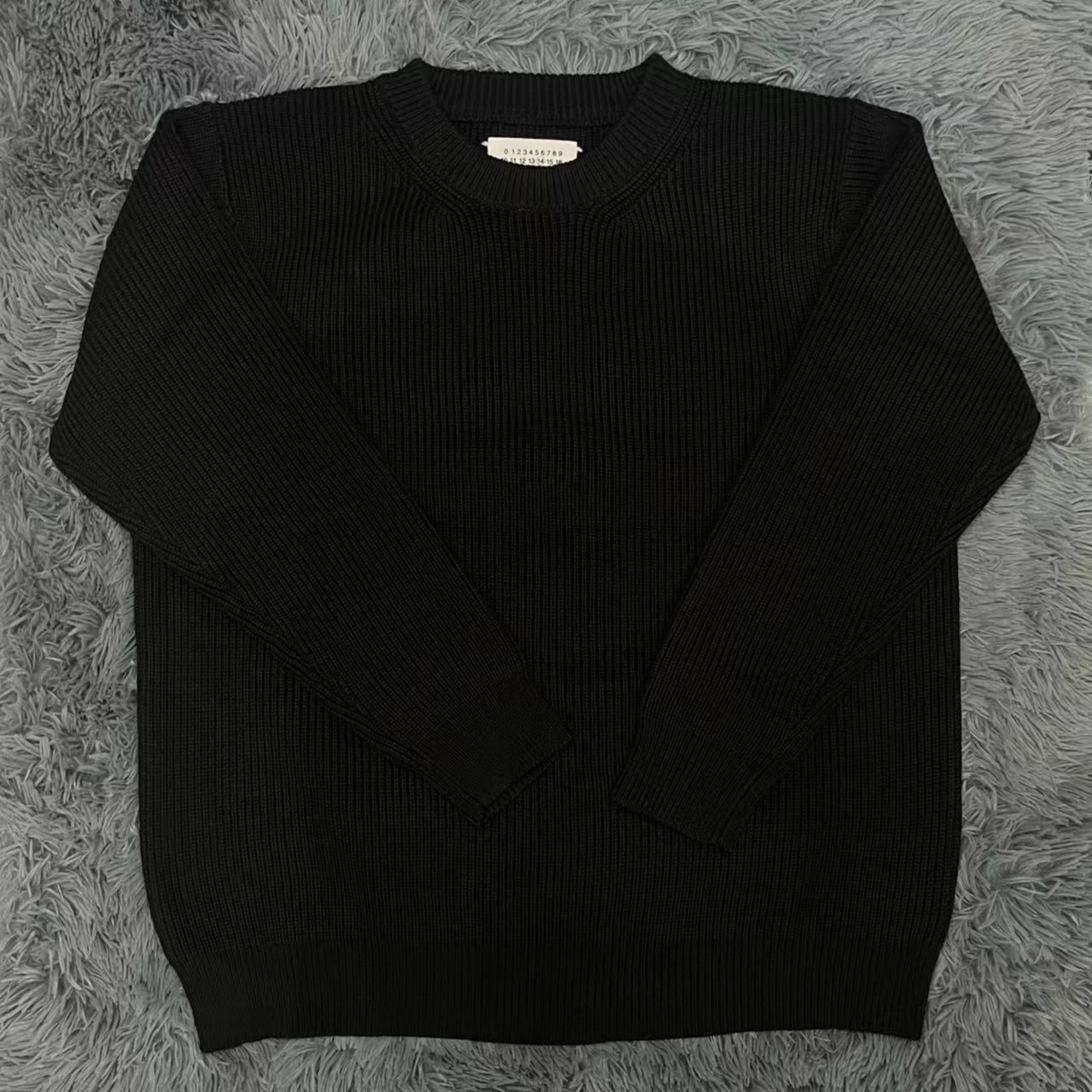 2026 New Style Solid Color Round Neck Loose Knit Sweater Fashion Trendy Long-Sleeve Unisex Sweater Simple Daily Street Style