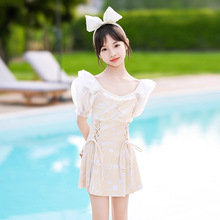 ��ͯӾ��Ů��ŮͯС�д�ͯ�¿�ɐ۹���ȹӾ�b�B�w���I��Ӿ���ļ�