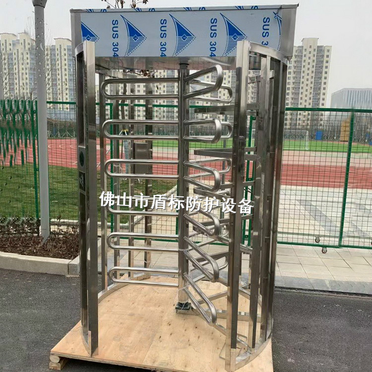 佛山转闸源头厂家直供体育馆自动感应卡滚闸三页120度护栏旋转门