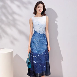 时尚休闲套装;连衣裙;女式针织衫