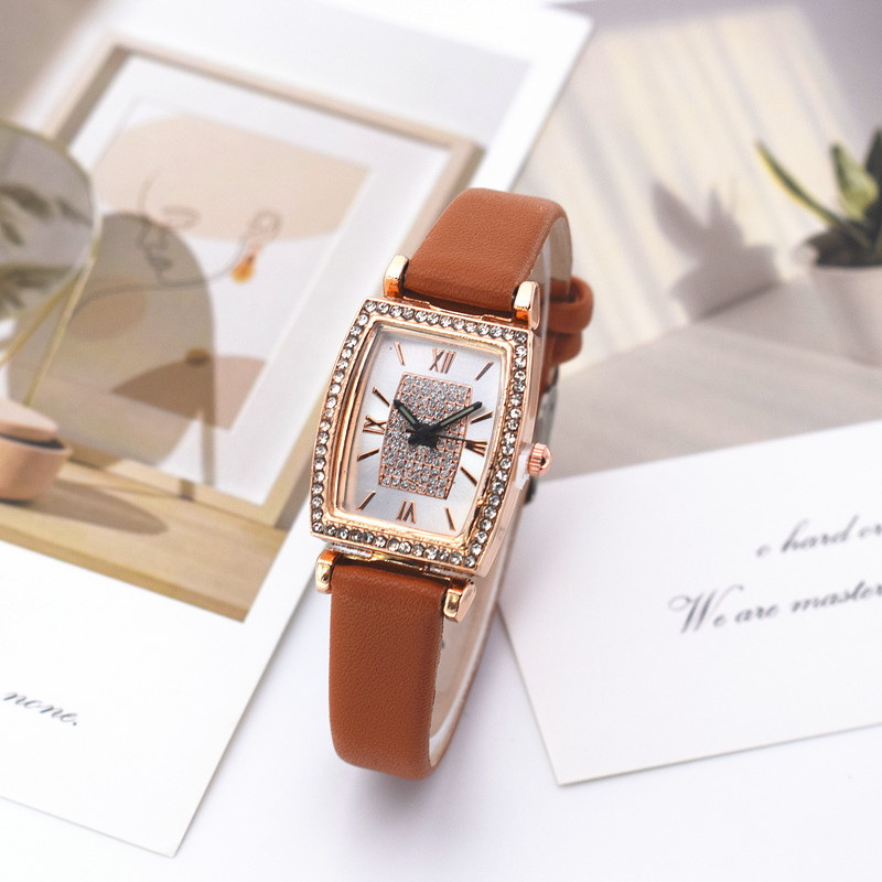 Cross-border new square diamond Roman numeral quartz watch classic fashion barrel-shaped ladies watch a generation of hair