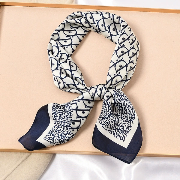 #784 Water beads P-shaped navy blue edge