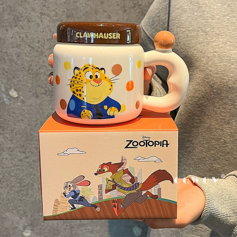 Керамическая кружка (Disney Zootopia) с Ником и Джуди, 560 мл, с крышкой и ручкой