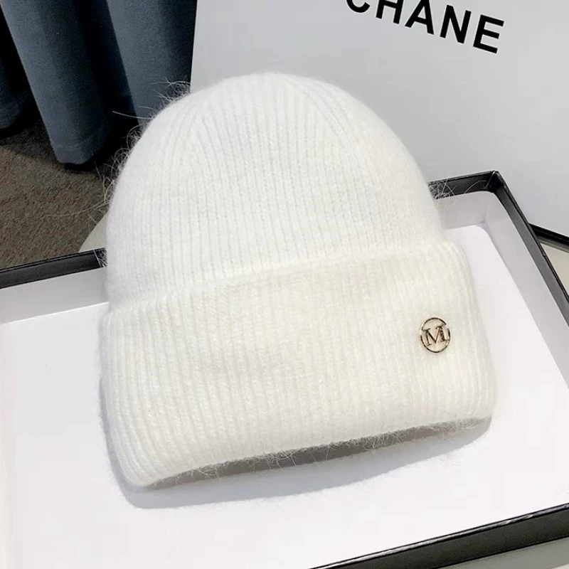 Keep warm demi-season woolen knitted hat