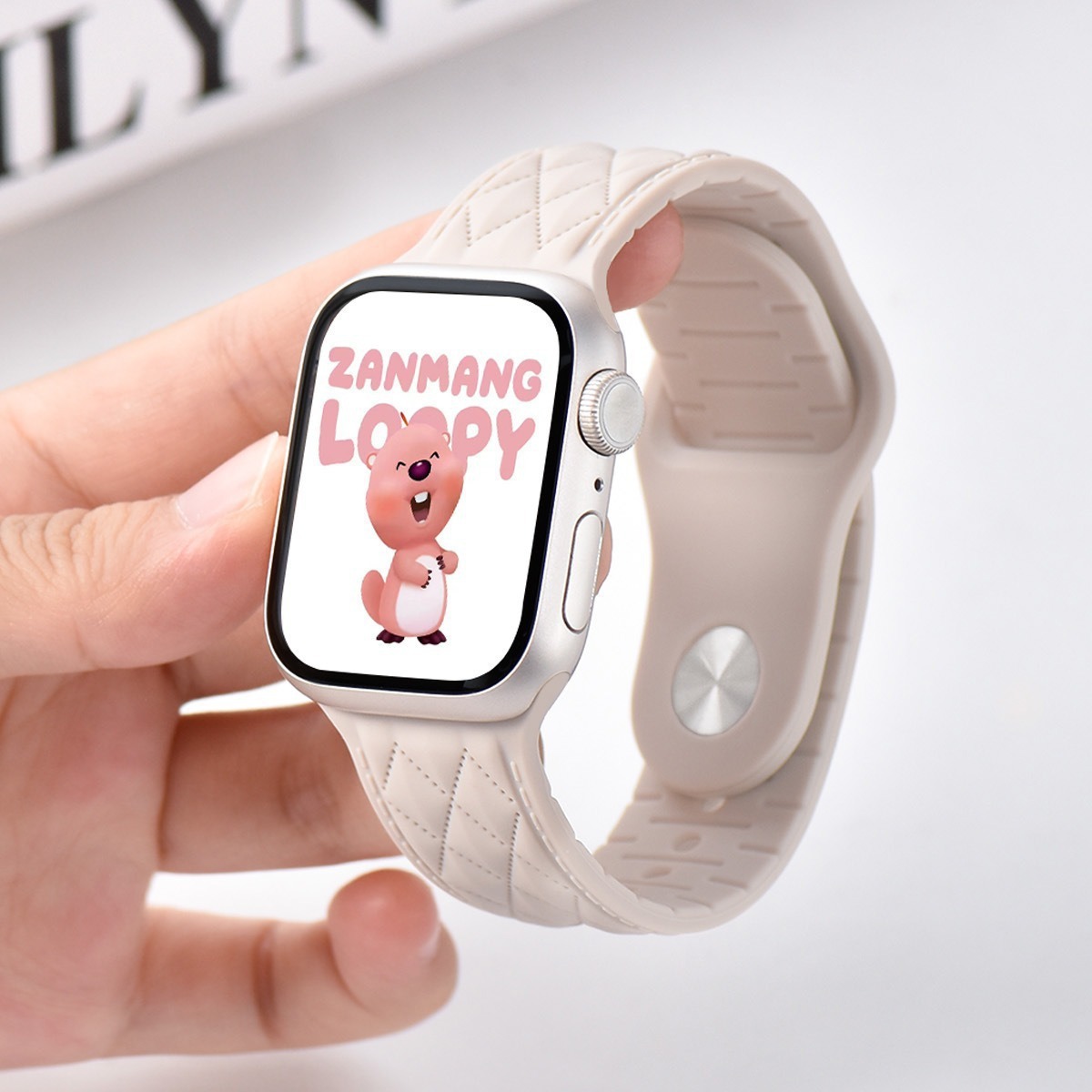 Suitable for Applewatchs10 Silicone Diamond Pattern Strap Iwatch9876Se Apple Watch Strap New Style