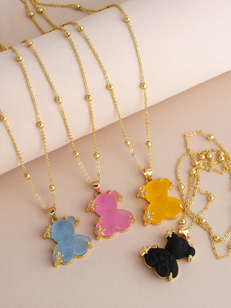 10g Weight Gold Plated Plating Material Resin, Zircon Inlay Material Pendant Necklace Classification cable chain Chain Type 1 Piece Quantity Daily, Street Occasion Copper Material Bear Pattern Unisex Gender Inlay Design Cute, Simple Style Style Copper Gold Plated Cute Simple Style Bear Inlay Resin Zircon Pendant Necklace 1
