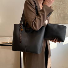 �������������L�͹ņμ��Ů�¿�s�|��ͨ������������ĸ��