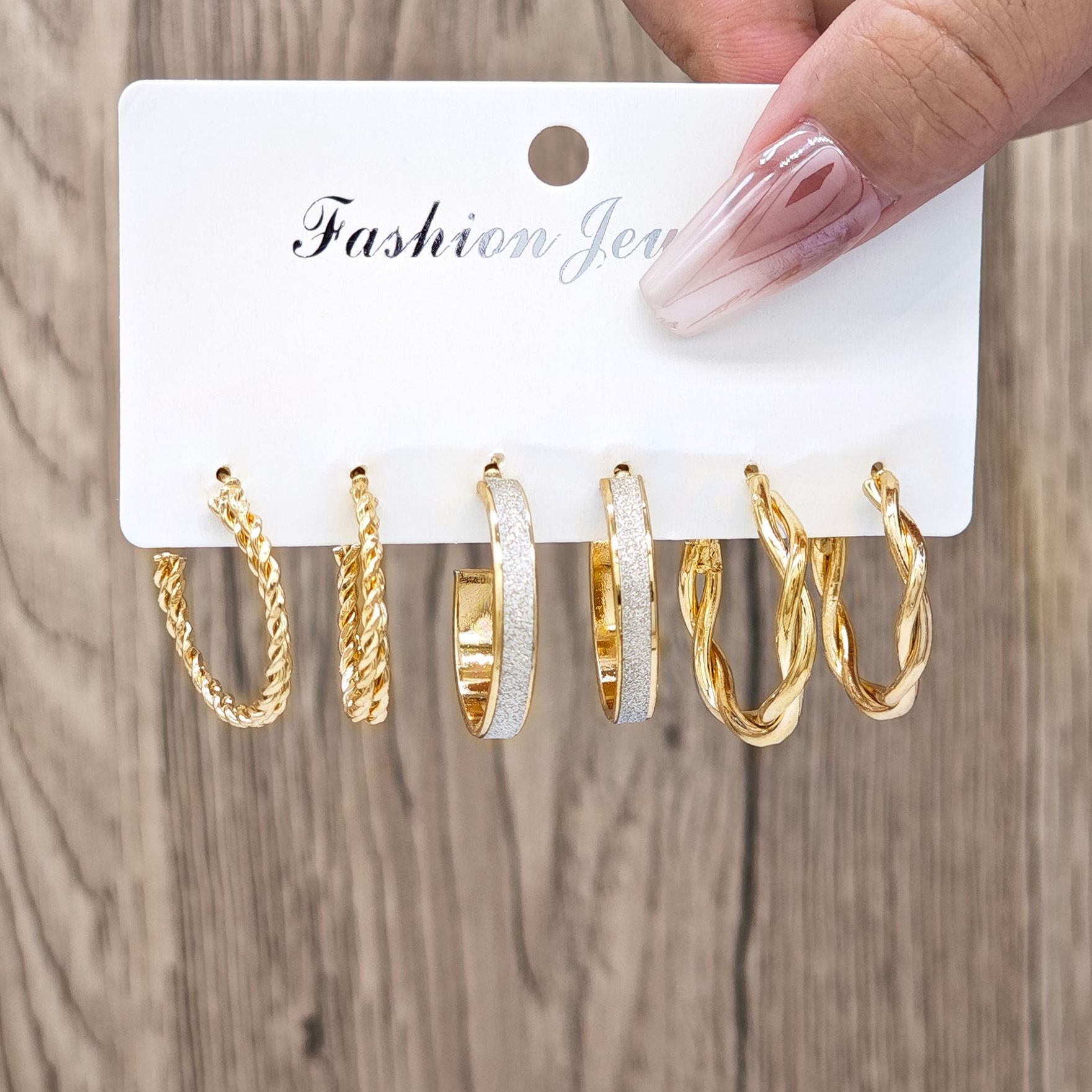 Holiday, Daily Occasion Alloy Material 1 Set Simple Style Classic Style Heart Shape Alloy Earrings