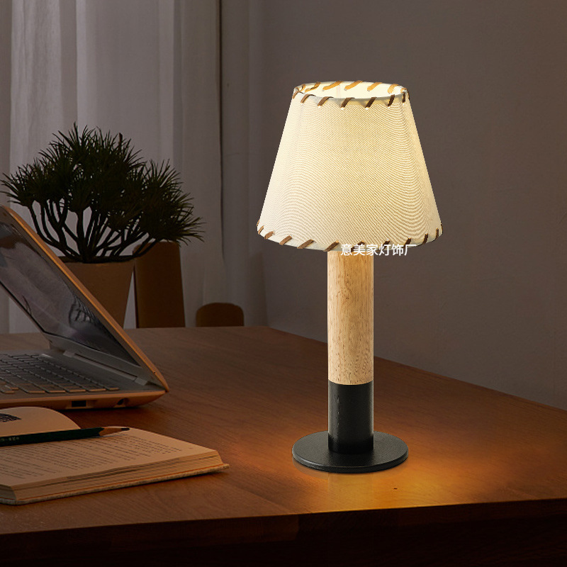 Sili style solid wood mid-ancient table lamp designer creative high sense living room study bedroom bedside atmosphere table lamp