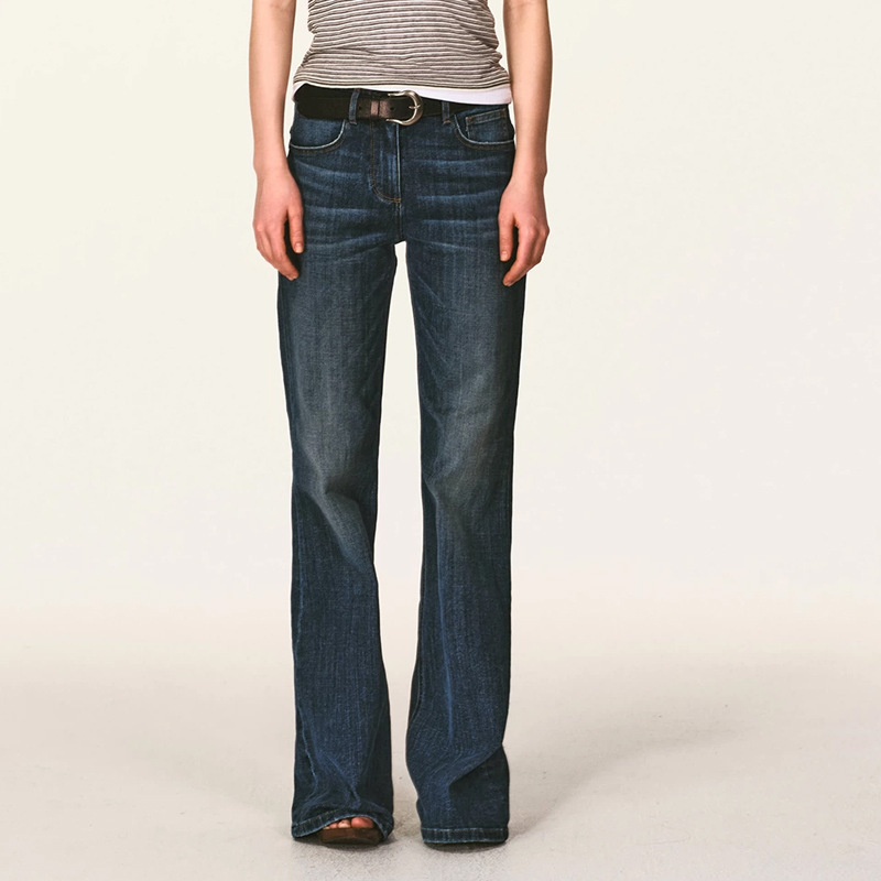 High-Quality, Natural-Waist, Stretchy, Vintage Washed Flared Jeans with a High-End Feel, Relaxed and Casual Fit High-Quality, Natural-Waist, Stretchy, Vintage Washed Flared Jeans with a High-End Feel, Relaxed and Casual Fit