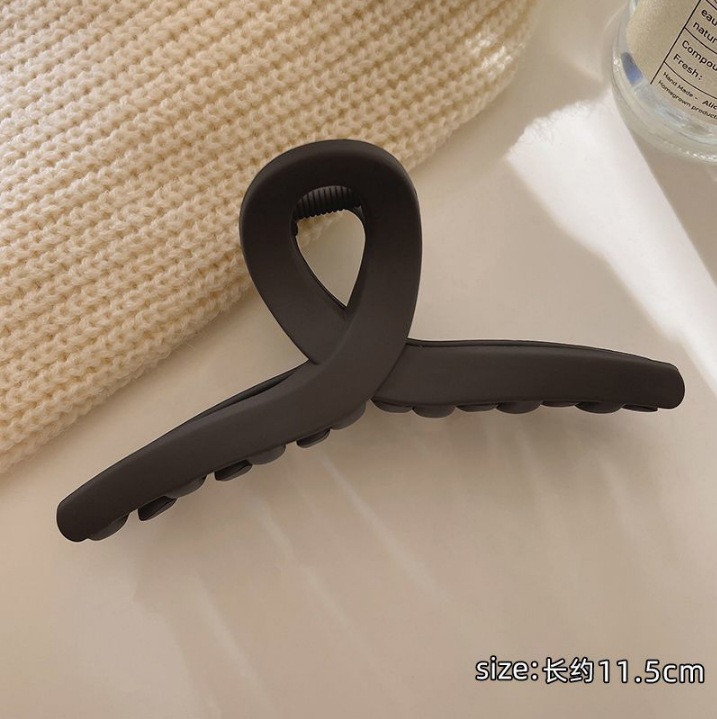 Dark brown criss-cross 11.5cm