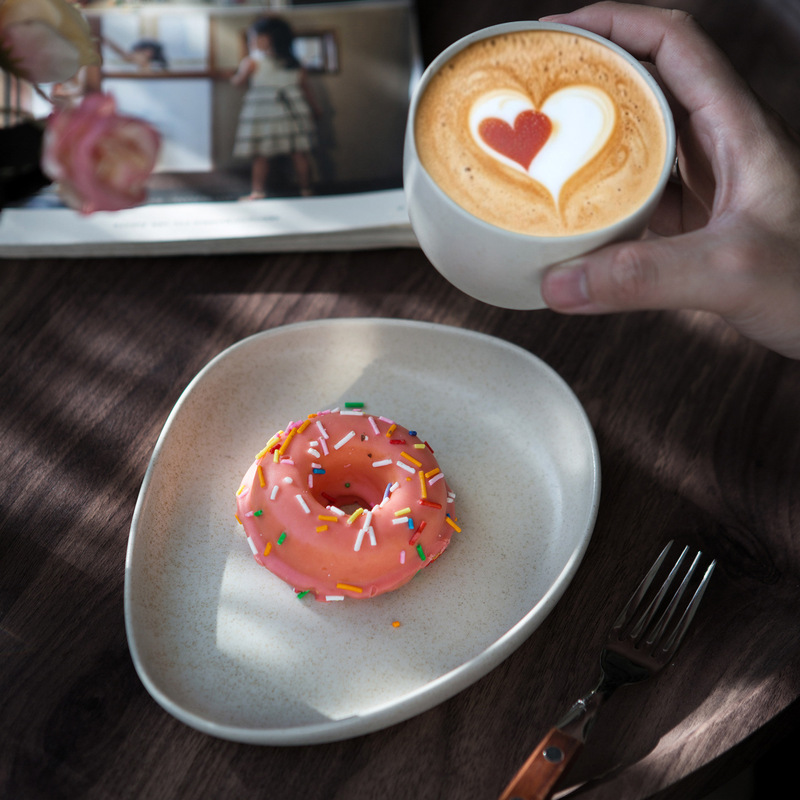 Bachen Dessert Plate, High-End and Exquisite Personalized Ceramic Snack Plate, Afternoon Tea Plate, Western and Chinese Food Pasta Plate Bachen Dessert Plate, High-End and Exquisite Personalized Ceramic Snack Plate, Afternoon Tea Plate, Western and Chinese Food Pasta Plate